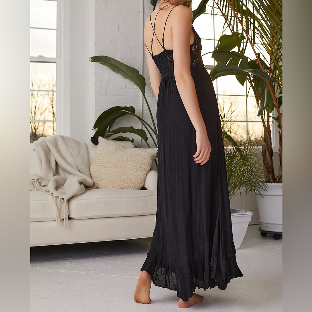 Free People One Adella Maxi Slip Black Combo Dress NWT $128 - Picture 4 of 4